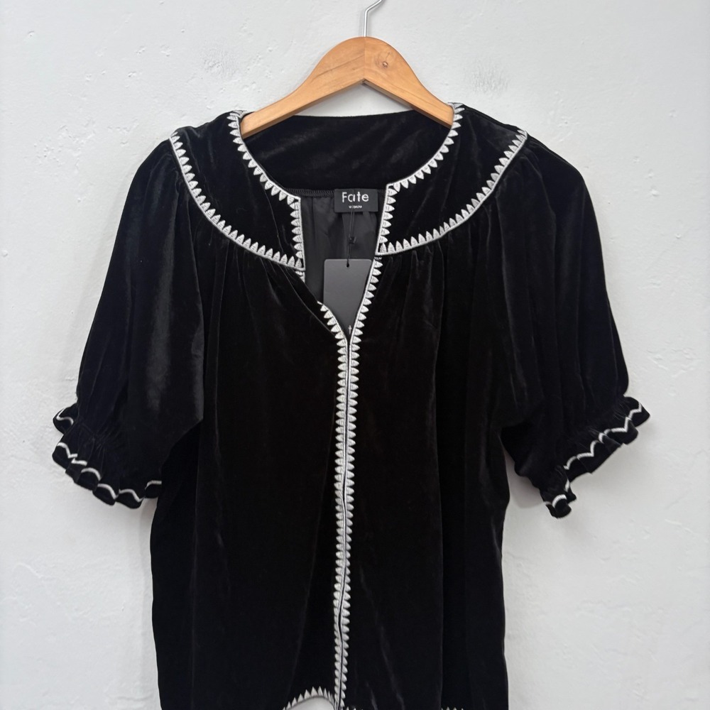 Fate Puff Sleeve Embroidered Velvet Top Women Size Medium Black New - Picture 2 of 12